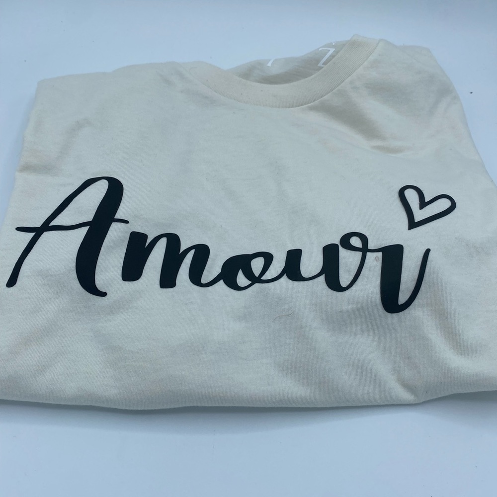 Crew neck TShirt.  100% super soft Cotton.  From my Joli Collection.